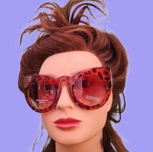 Oversized mod Retro CAT EYE sunglasses